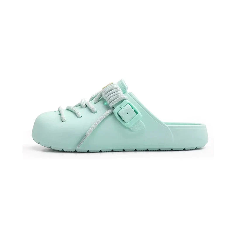 Gap Lacing Style Fleece Shoes