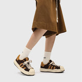 SP1 Sneakers