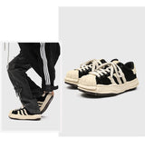 SP1 Sneakers
